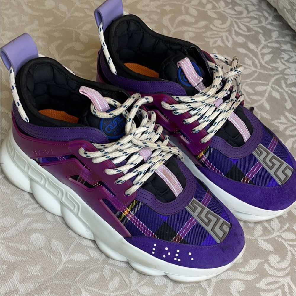 Purple shoes size 40 good condition